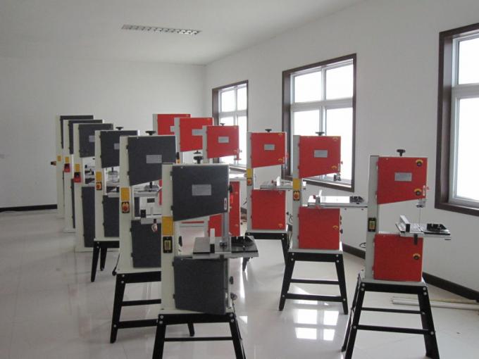 220V बैंड सॉ कटिंग मशीन ISO 3HP हॉरिजॉन्टल बैंड सॉ प्रेसिजन 0