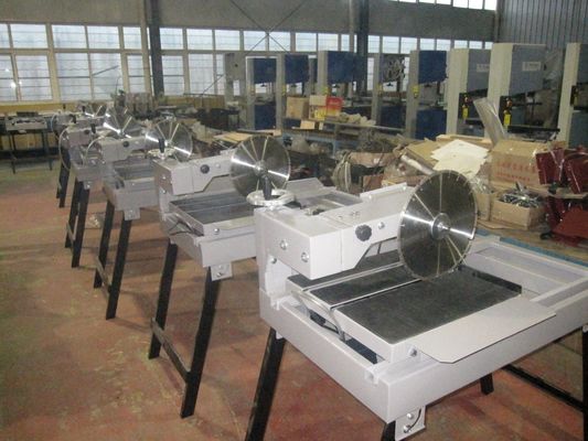 3HP स्टोन काटने की मशीन फ्लैट टेबल डिजाइन जोड़ों के विकर्ण कटौती के लिए