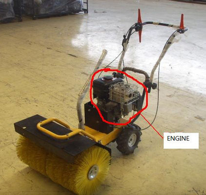 6.5HP स्नो पावर ब्रश स्वीपर रिकॉइल स्टार्टर हाई फ्लेक्सिबिलिटी के पीछे चलता है
